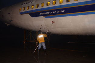 南航貴州維修廠干部員工齊上陣清洗六架飛機(jī)